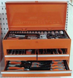 Sada nástrojů 117ks s kovovou krabicí